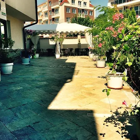Siena House 招待所 3*