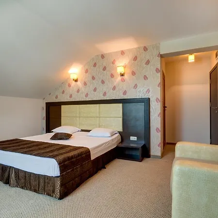 Siena House 소조폴