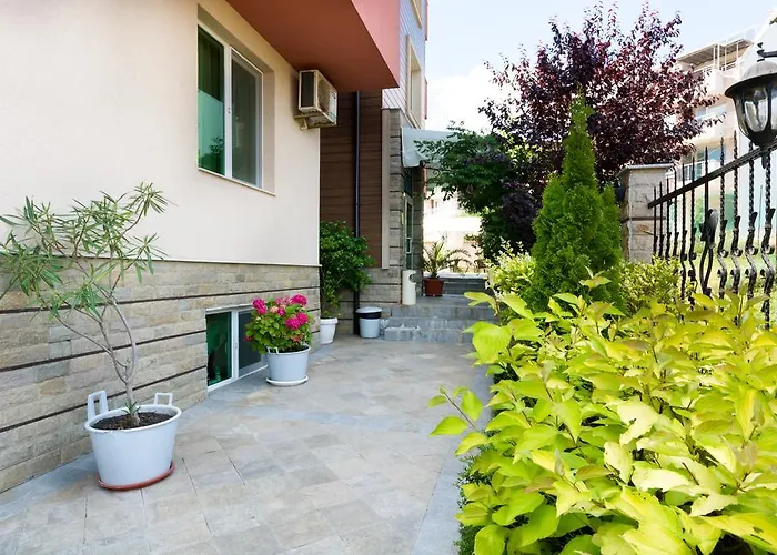 Siena House
