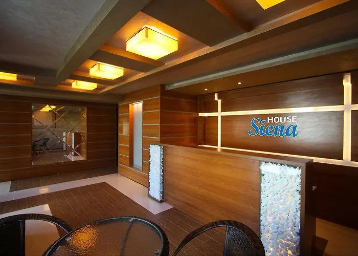 Siena House
