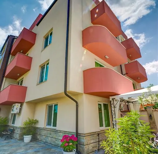 Guest house Siena House 3*